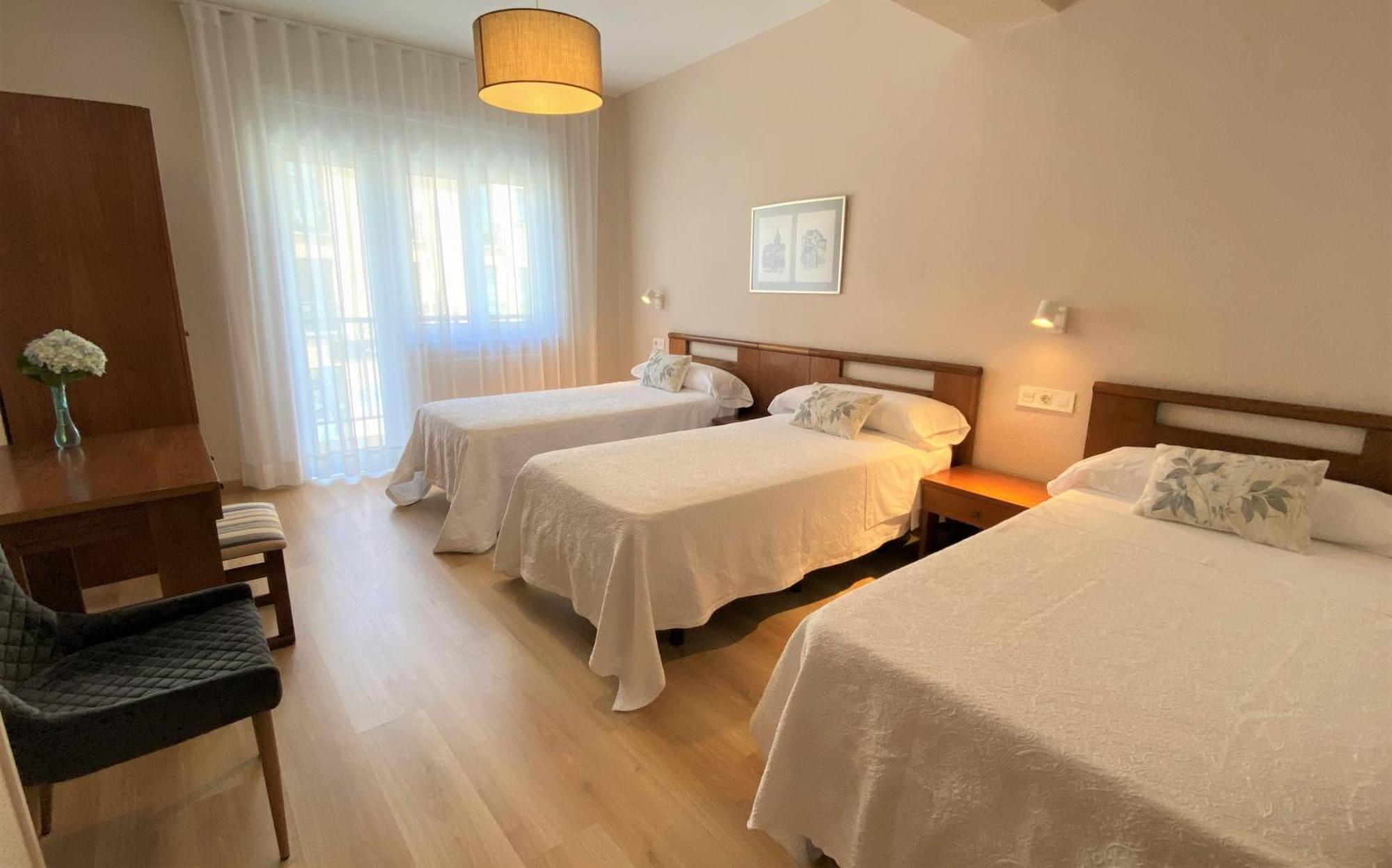 Ros Mary Hotel *